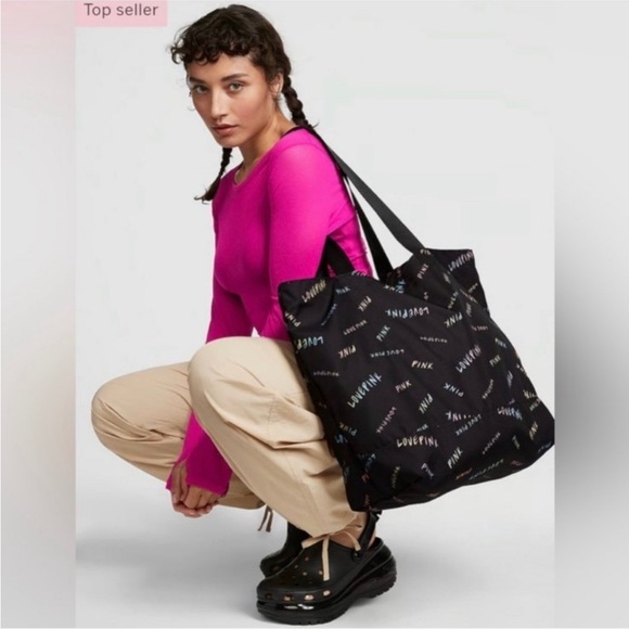 VS PINK TOTE AND BLANKET - Picture 2 of 7